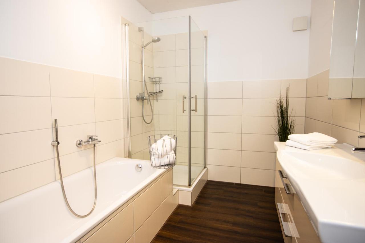 Moderne 2-Zimmer Wohnung! Wlan Und Netflix Inklusive! Zentral Gelegen In Der Historischen Altstadt! 슈타데 외부 사진
