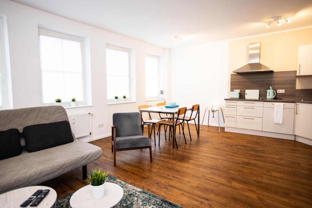 Moderne 2-Zimmer Wohnung! Wlan Und Netflix Inklusive! Zentral Gelegen In Der Historischen Altstadt! 슈타데 외부 사진