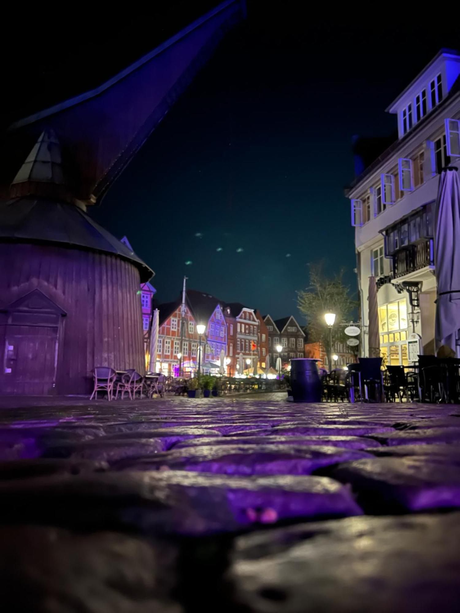 Moderne 2-Zimmer Wohnung! Wlan Und Netflix Inklusive! Zentral Gelegen In Der Historischen Altstadt! 슈타데 외부 사진